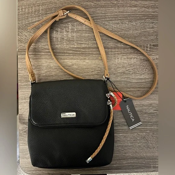 NWT Nautica Black and Tan Crossbody Bag - Picture 1 of 6